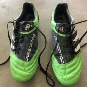 Men’s soccer cleats